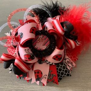 Valentine boutique bow